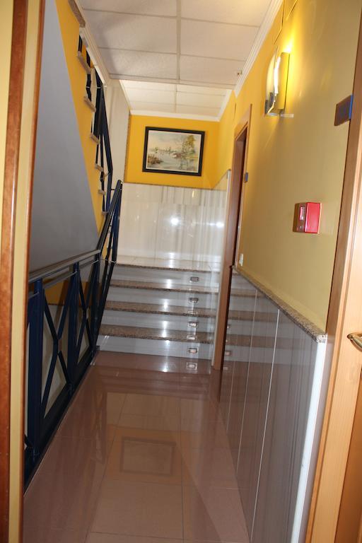 Hostal Prickly Villacanas Экстерьер фото