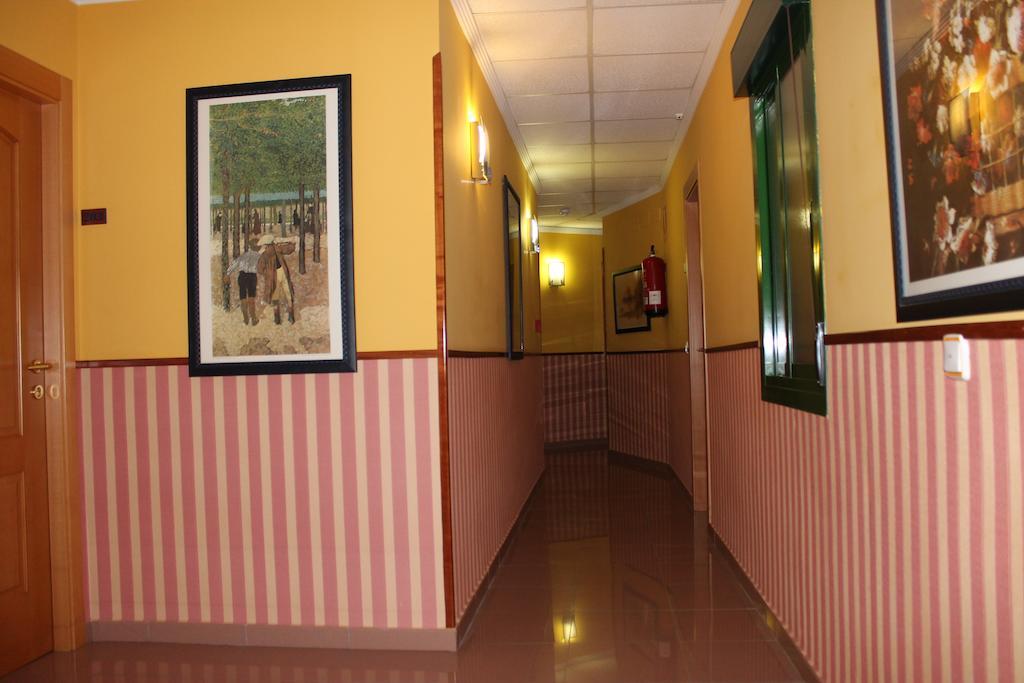 Hostal Prickly Villacanas Экстерьер фото